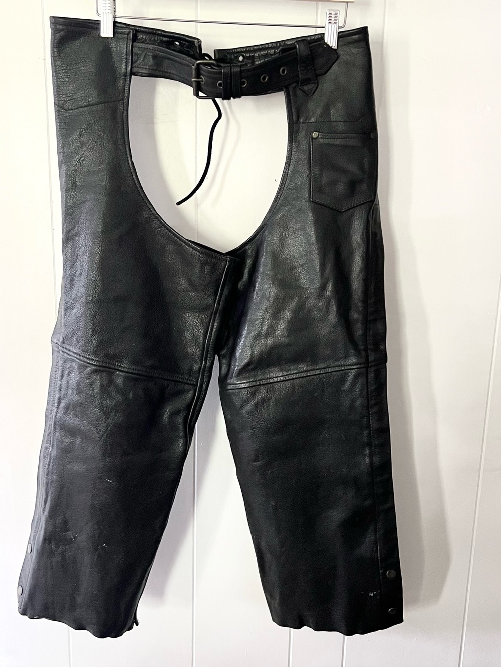 Screaming’ Eagle Black Leather Heavyweight Chaps Size XL SHORT